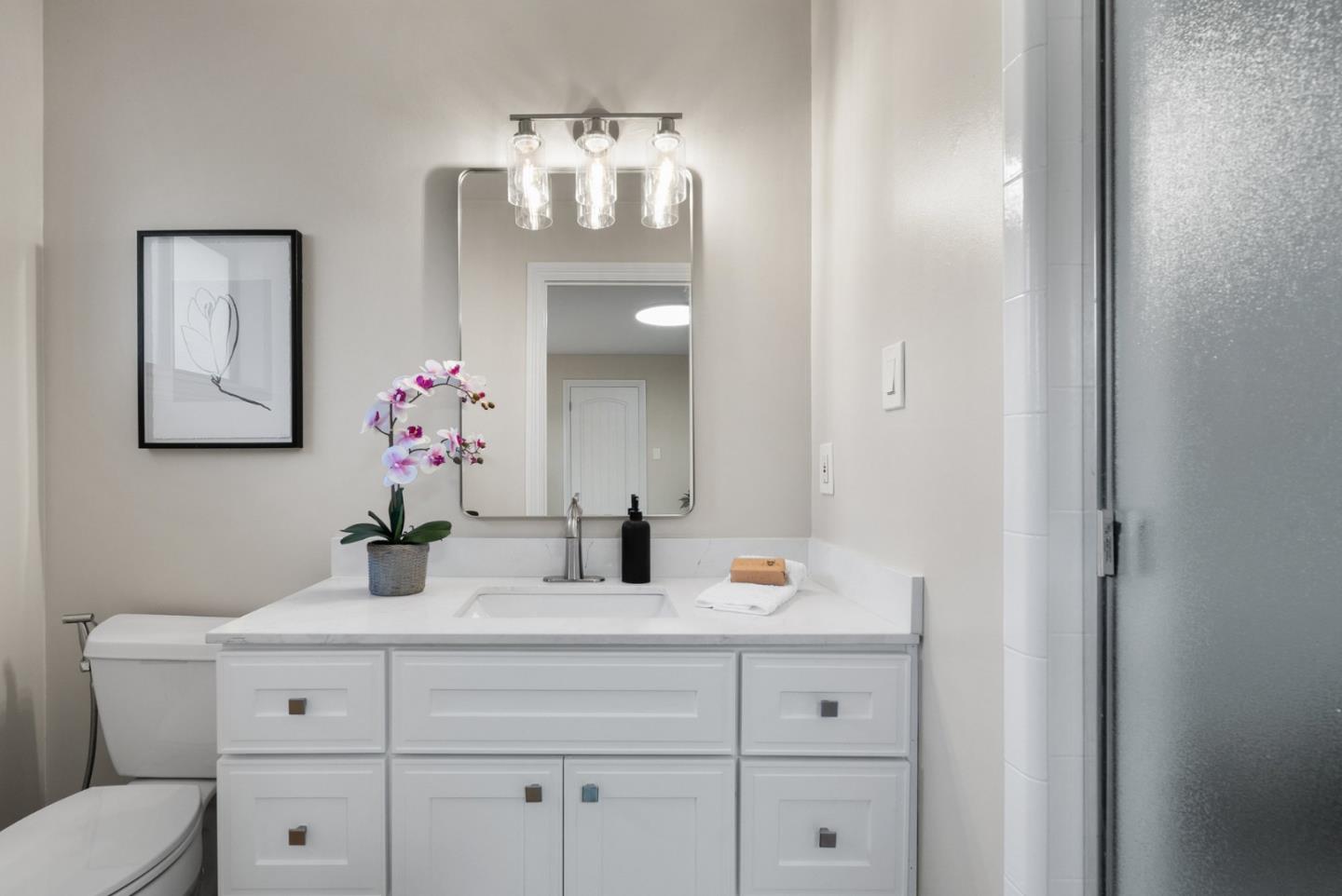 2832-2834 Regnart WAY