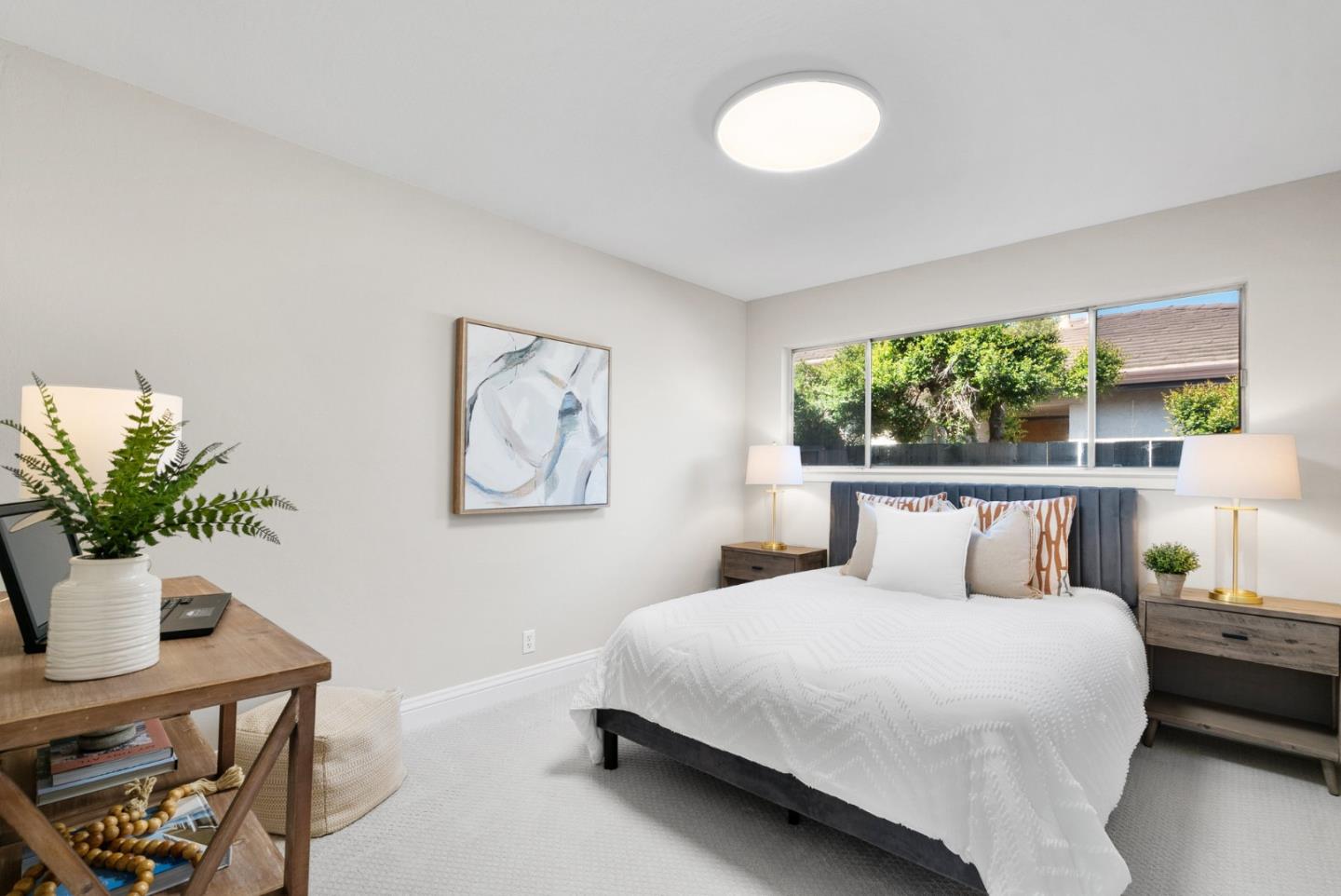 2832-2834 Regnart WAY