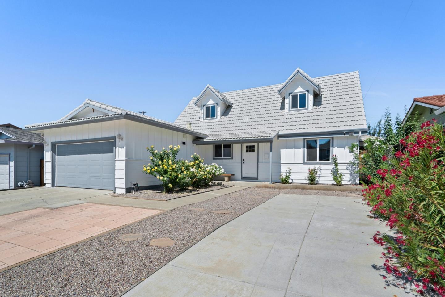 3265 Birchwood LN