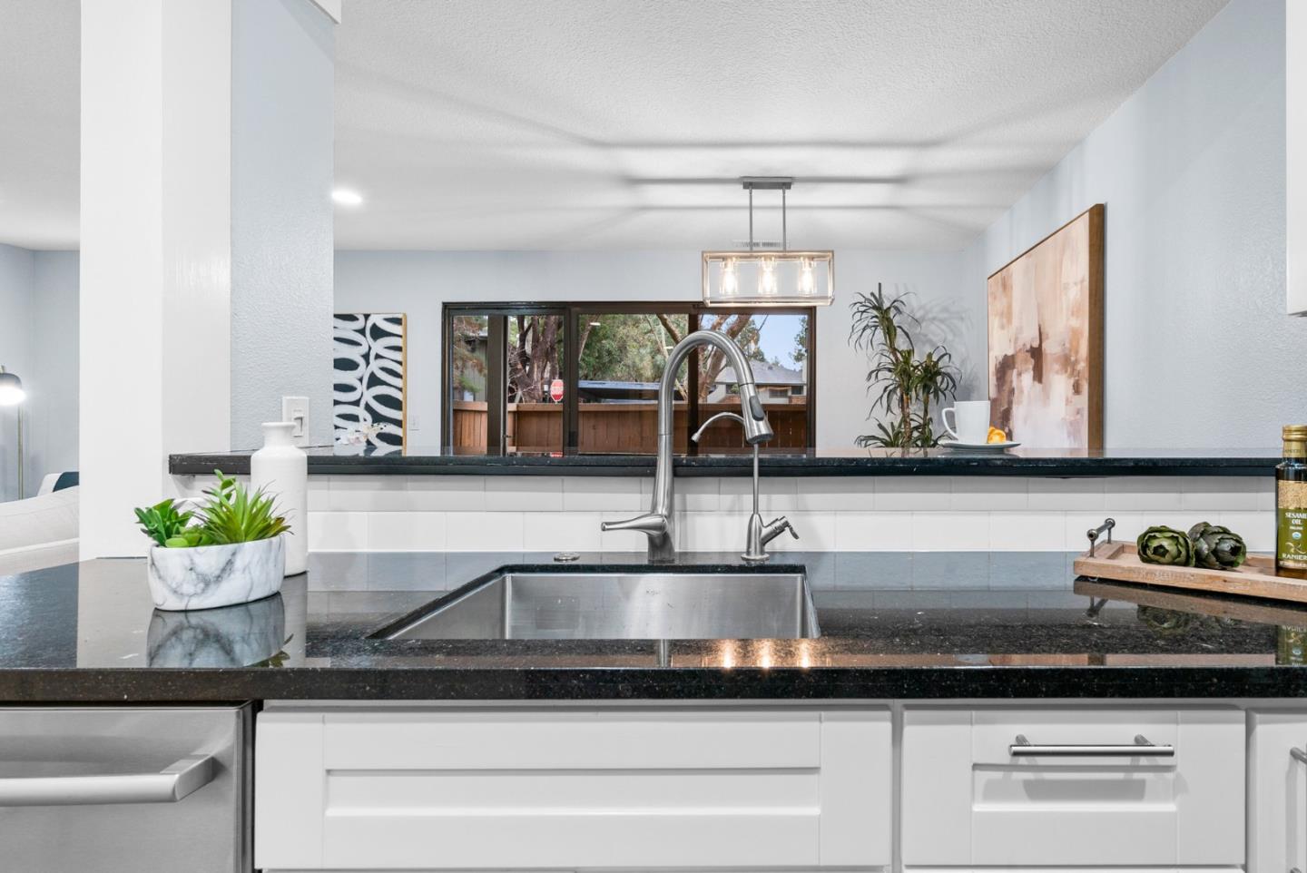 2902 La Terrace CIR