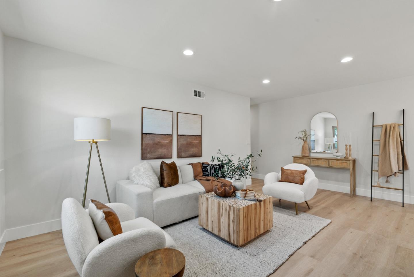 225 Gomes Court 4
