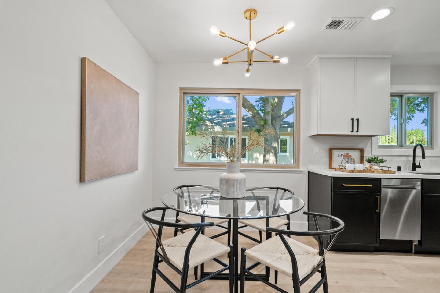 225 Gomes Court 4