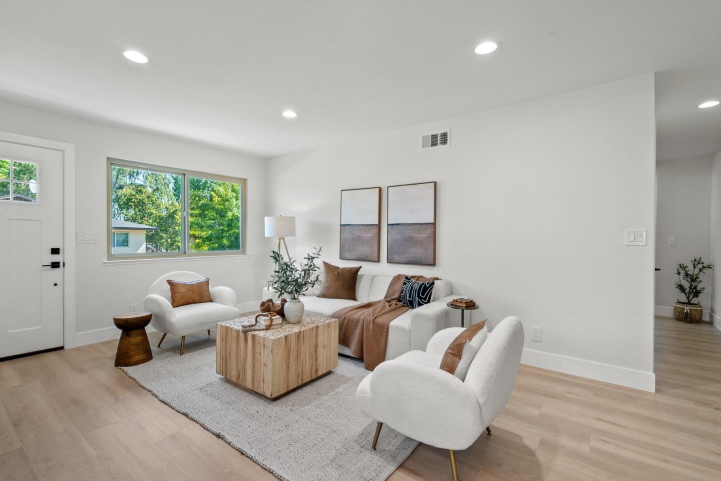 225 Gomes Court 4