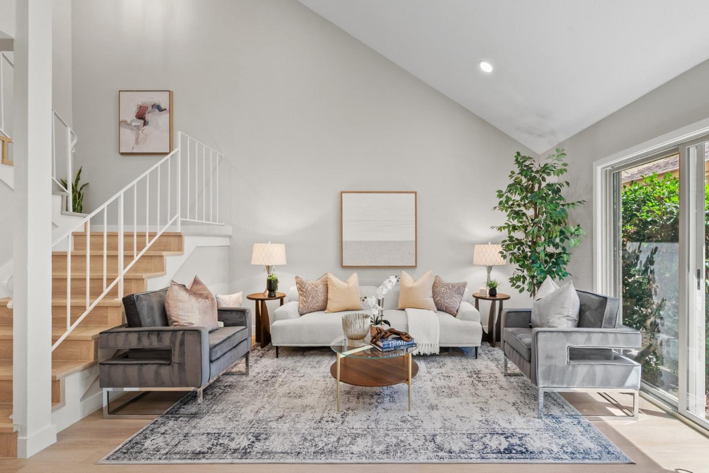 3179 Loma Verde Drive 2