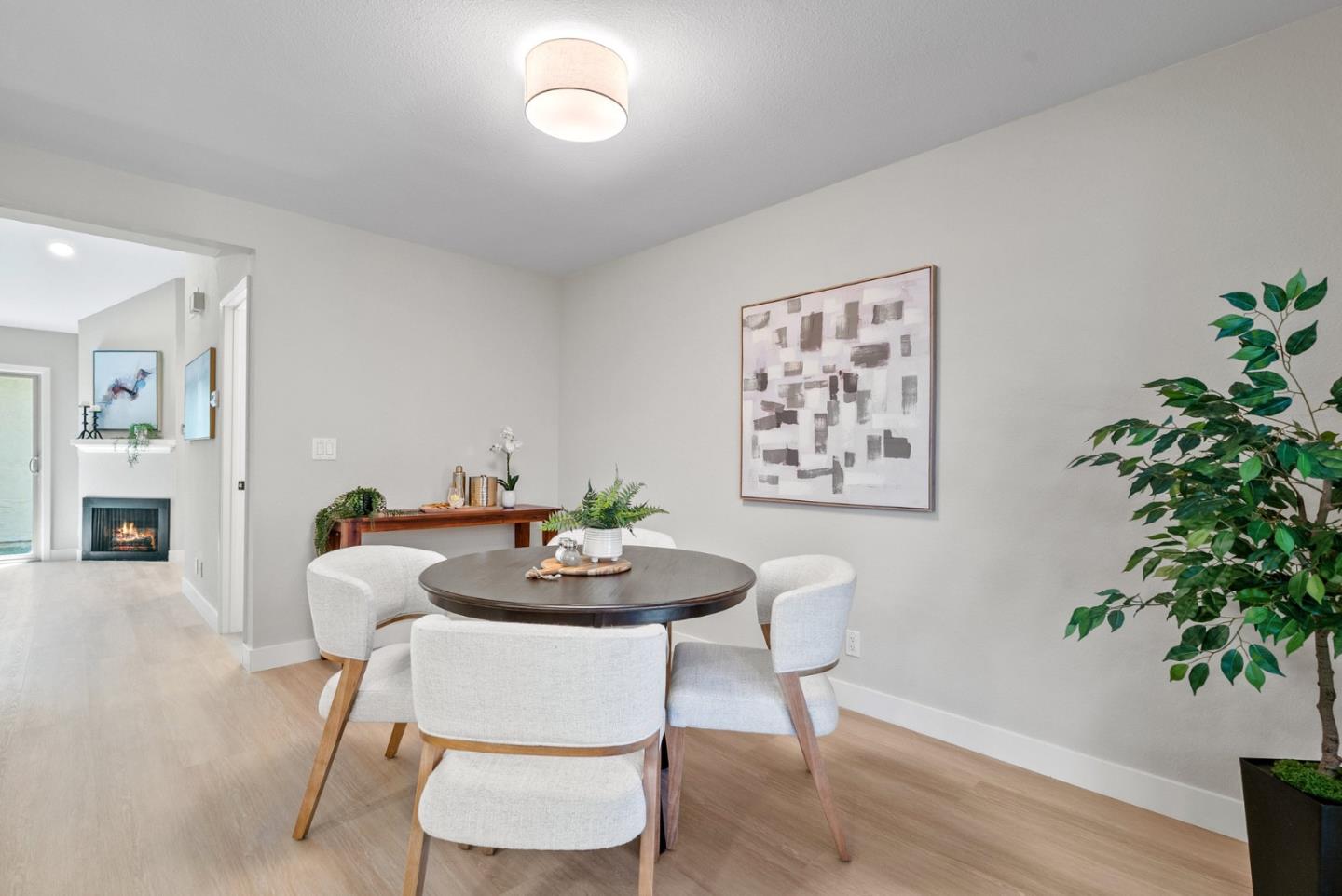 3179 Loma Verde Drive 2