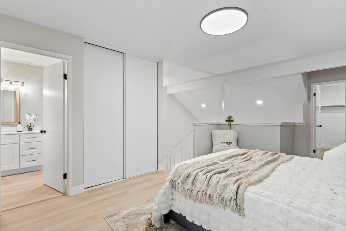 3179 Loma Verde Drive 2