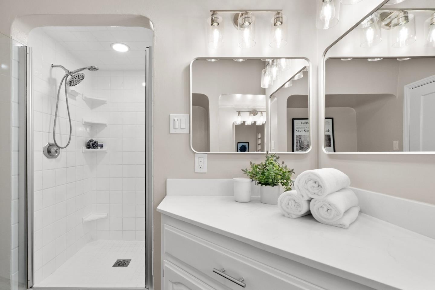 186 Mountain View Avenue