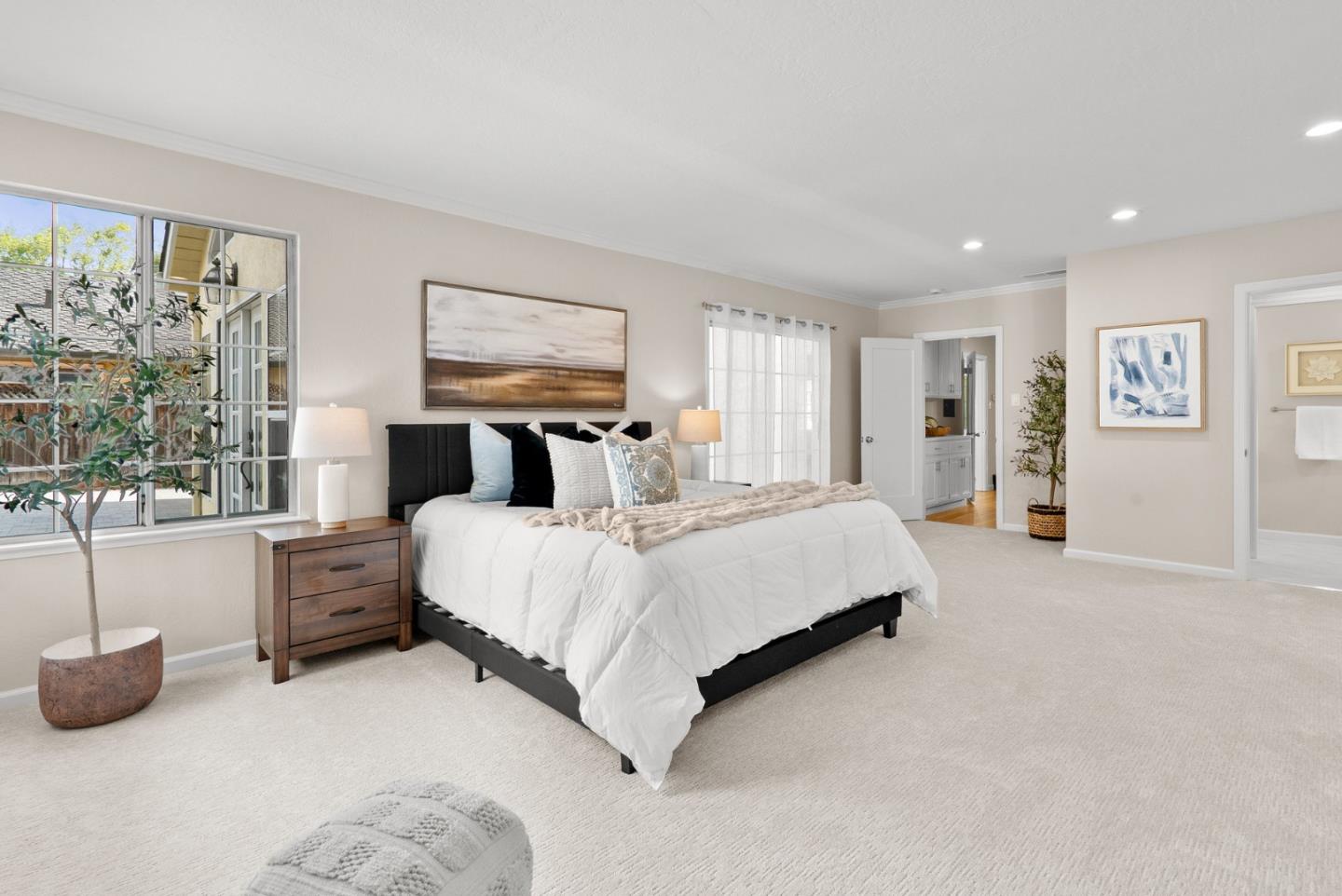 186 Mountain View Avenue