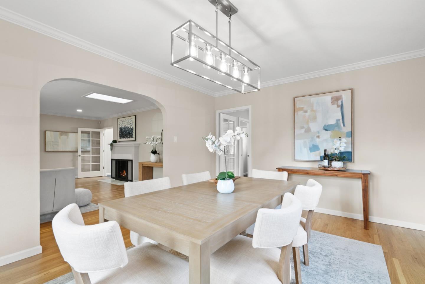 186 Mountain View Avenue