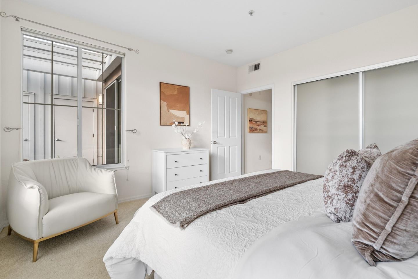 3901 Lick Mill Boulevard 434