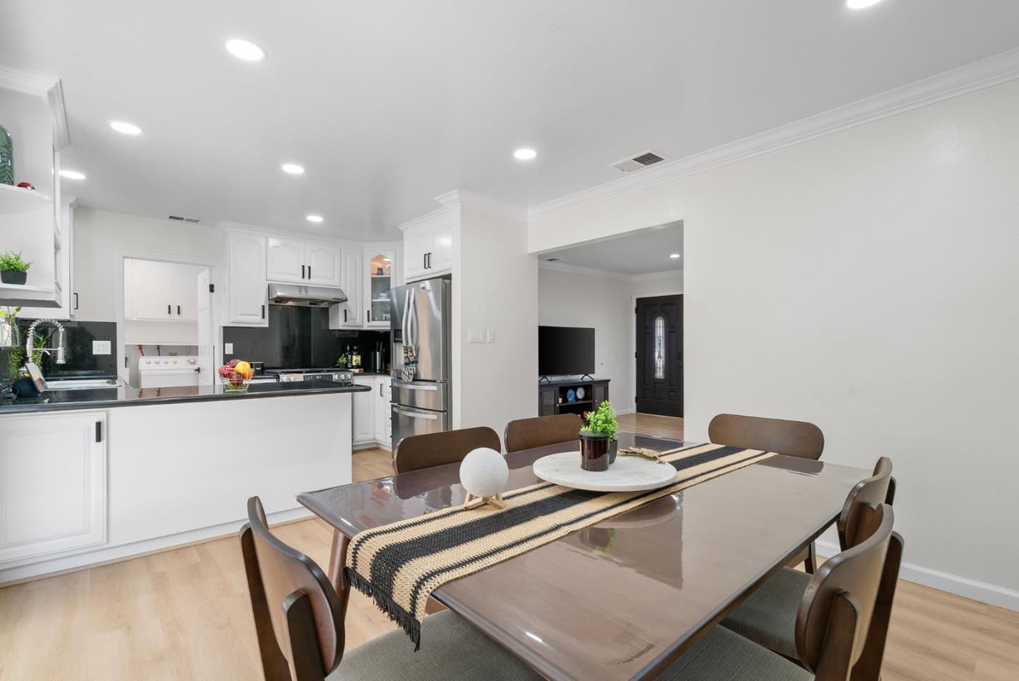 2718 Millbrae Way
