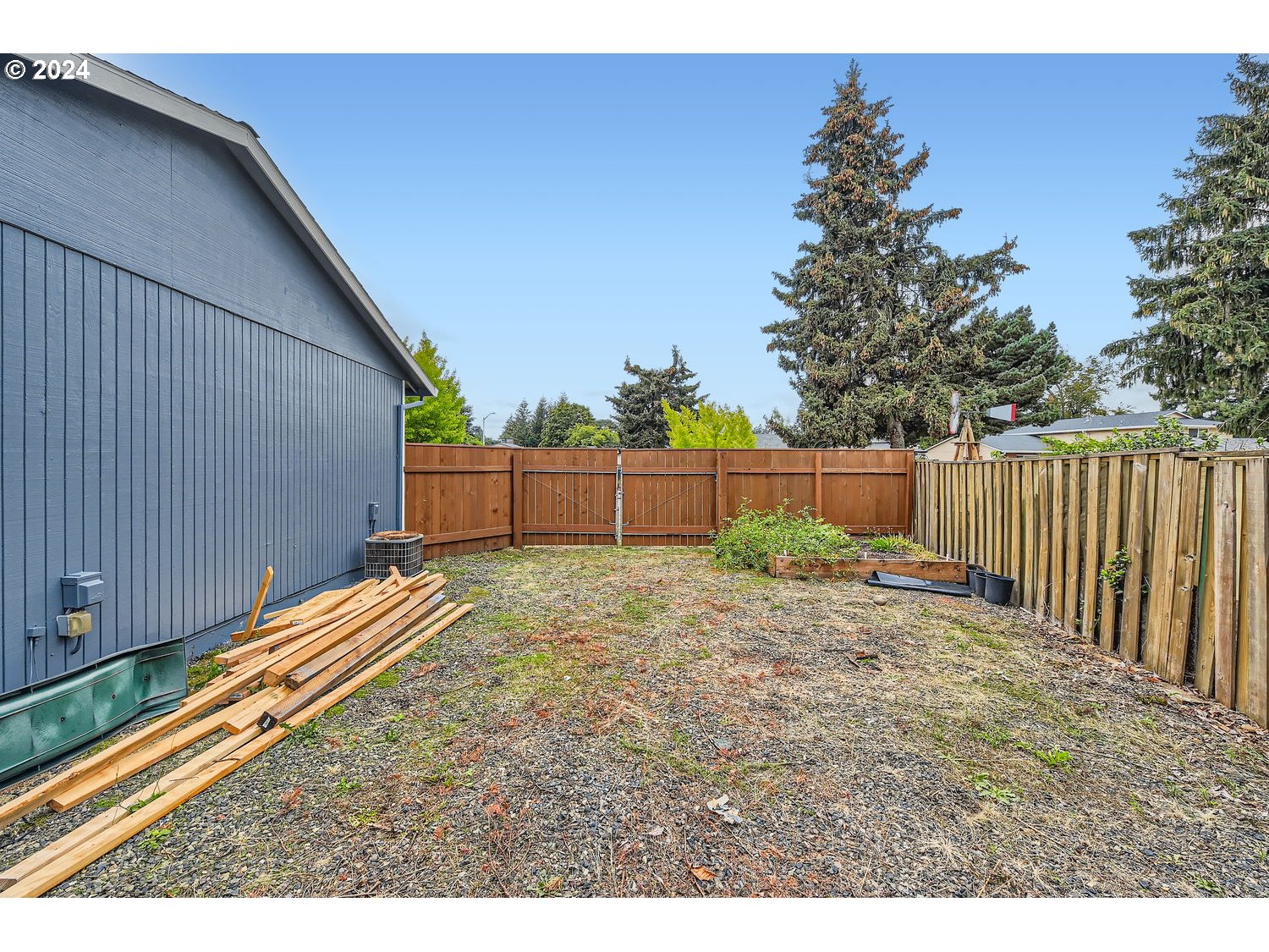 1022 NE 196TH AVE