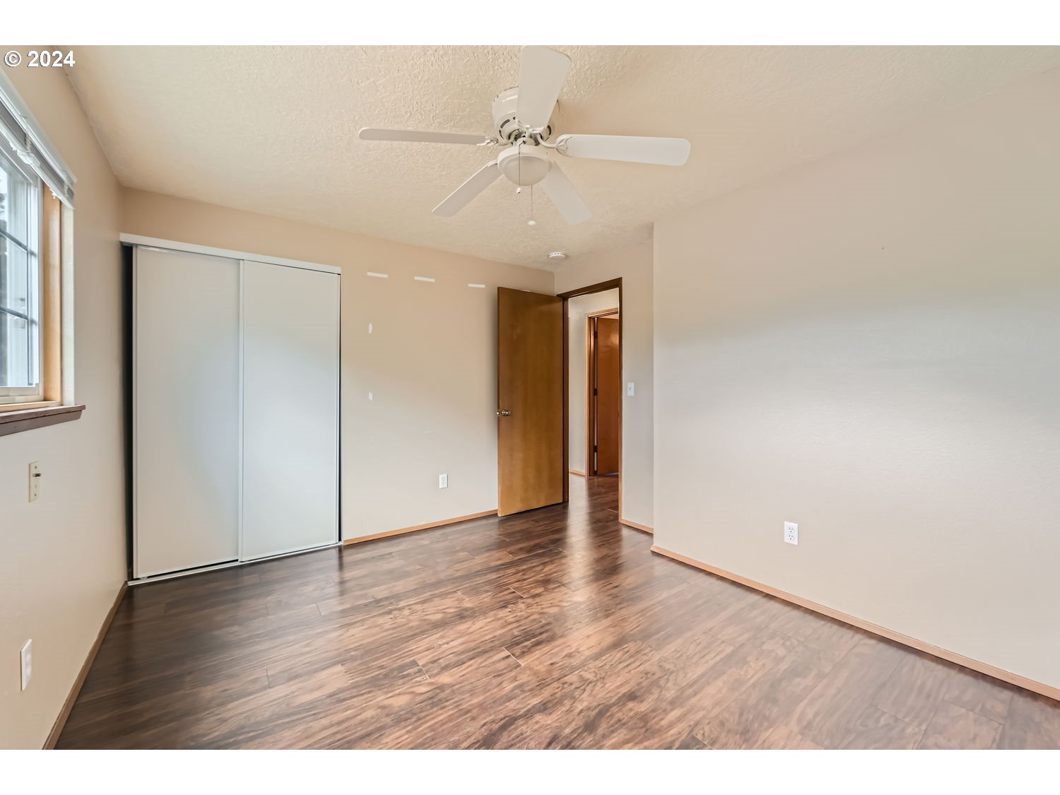 1022 NE 196TH AVE