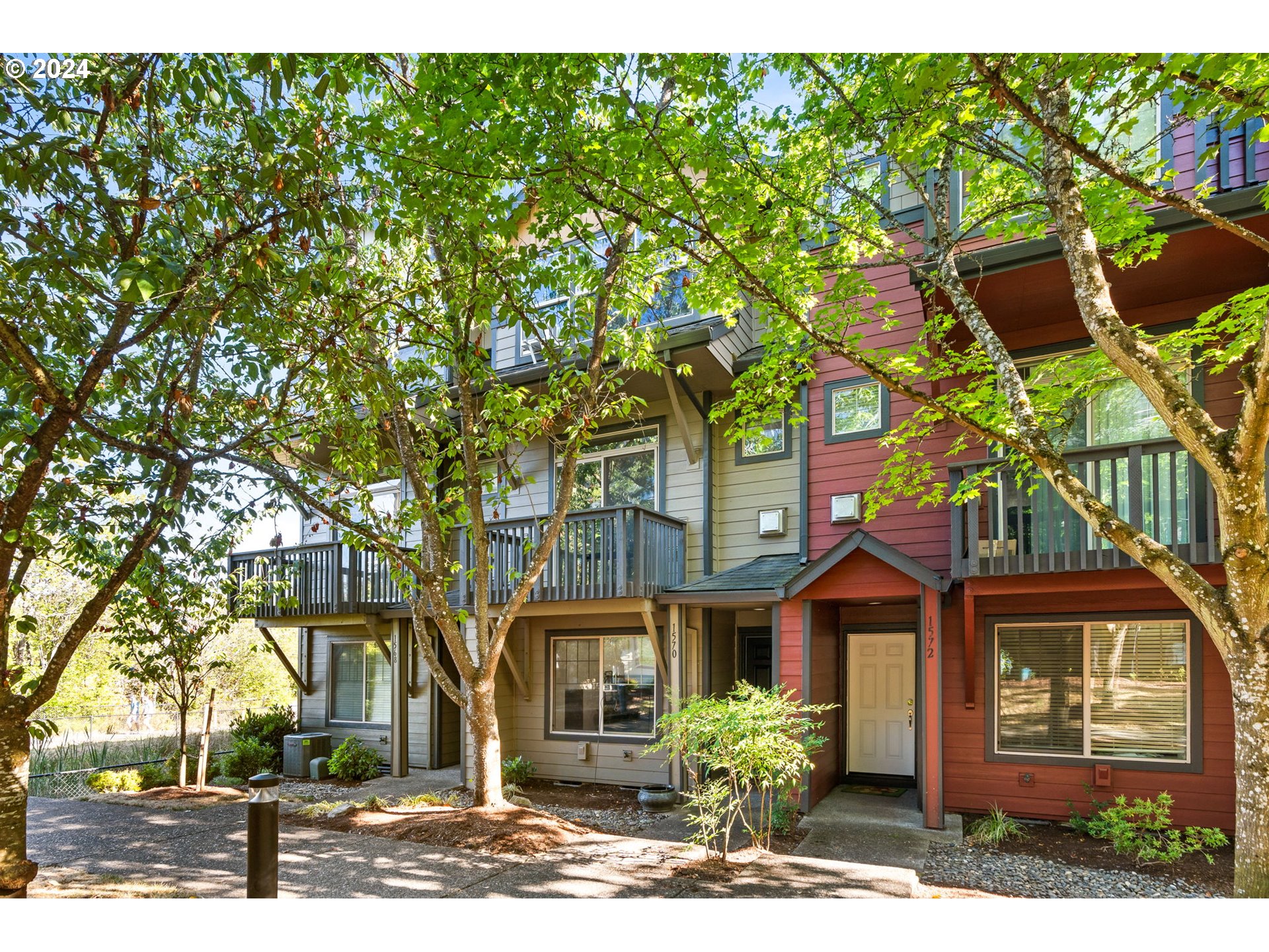 1570 SW 175TH AVE