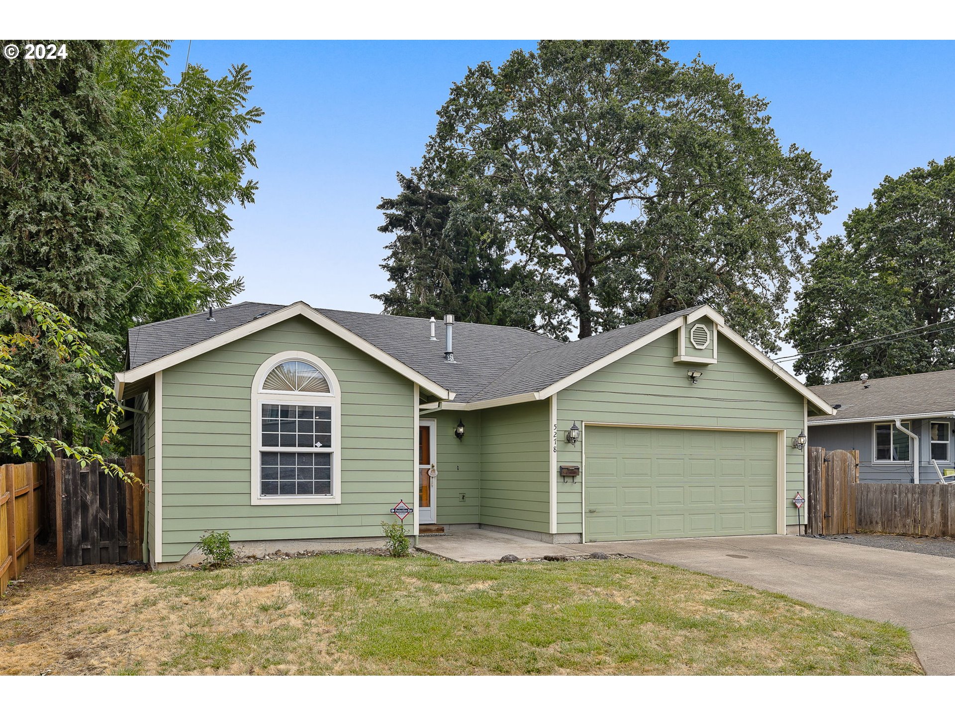 5278 NE 46TH PL