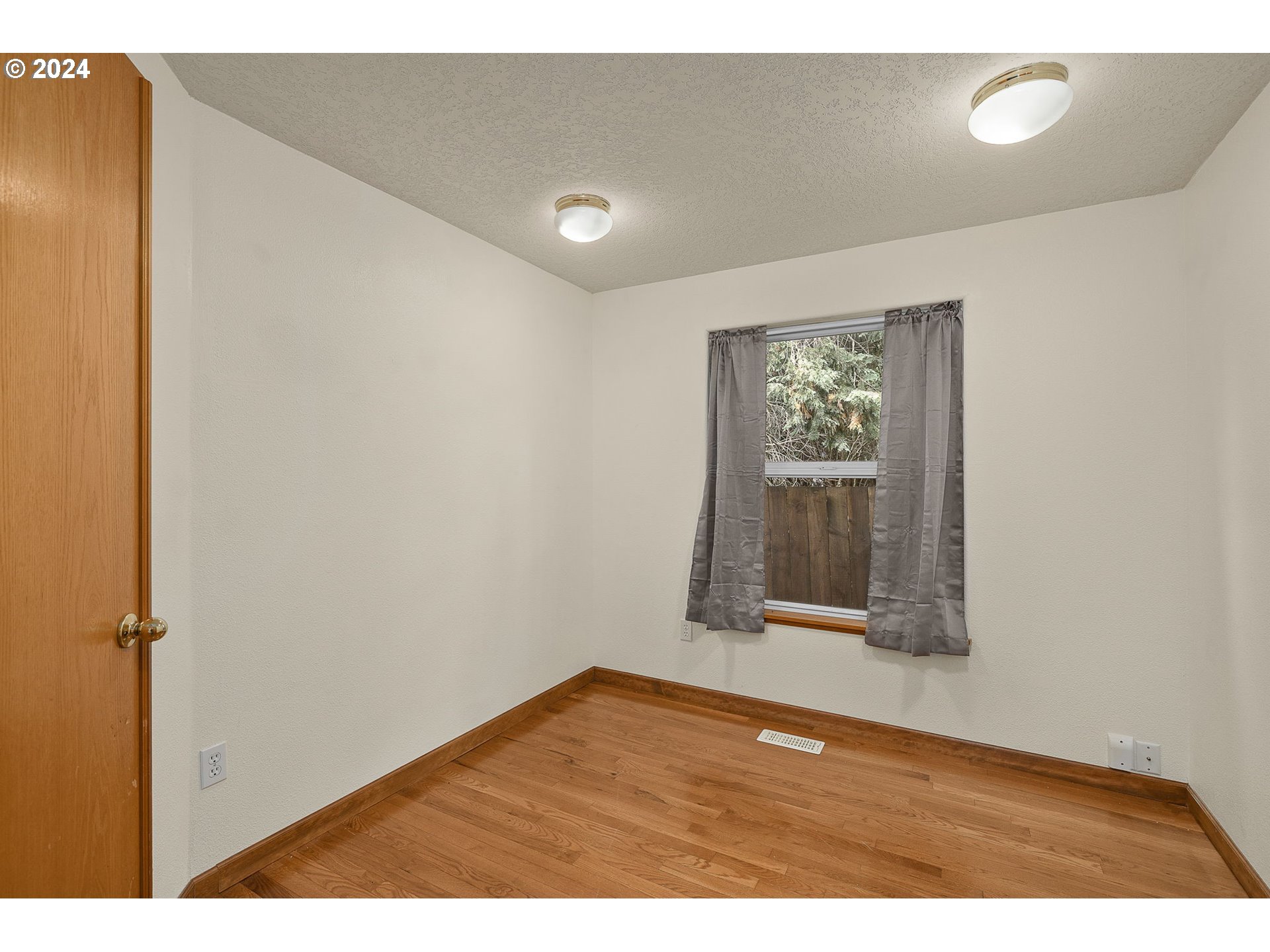 5278 NE 46TH PL