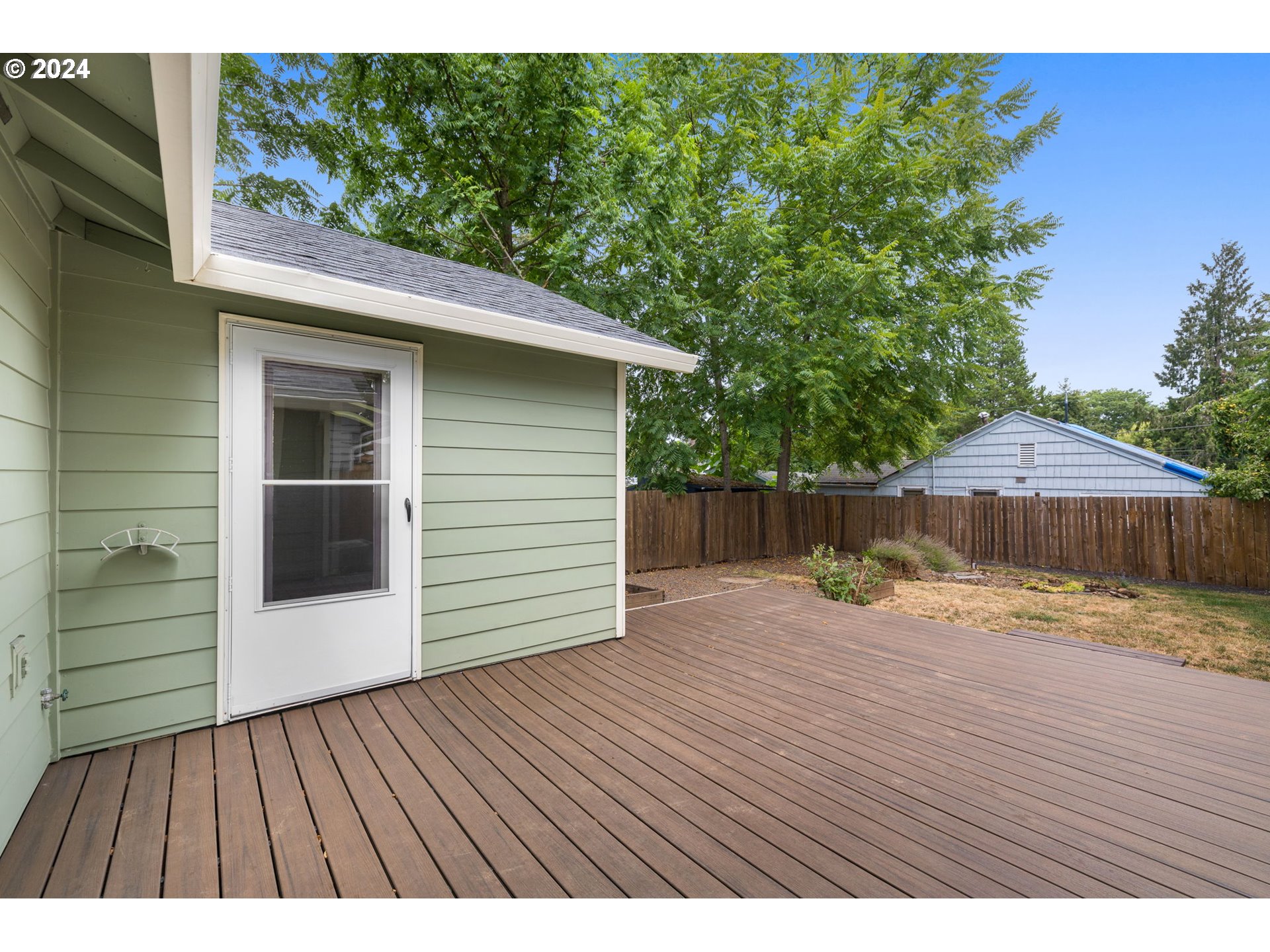 5278 NE 46TH PL