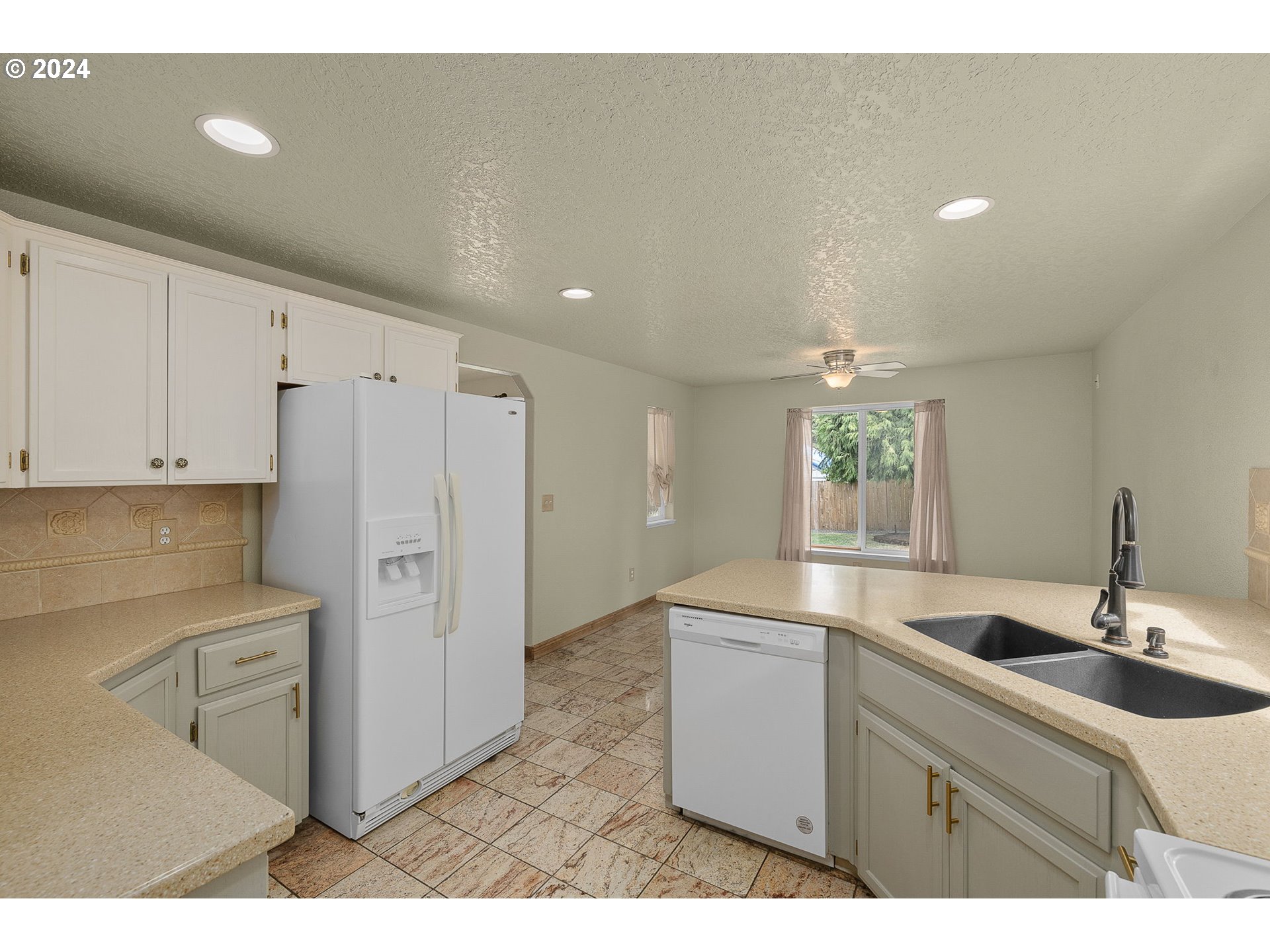 5278 NE 46TH PL