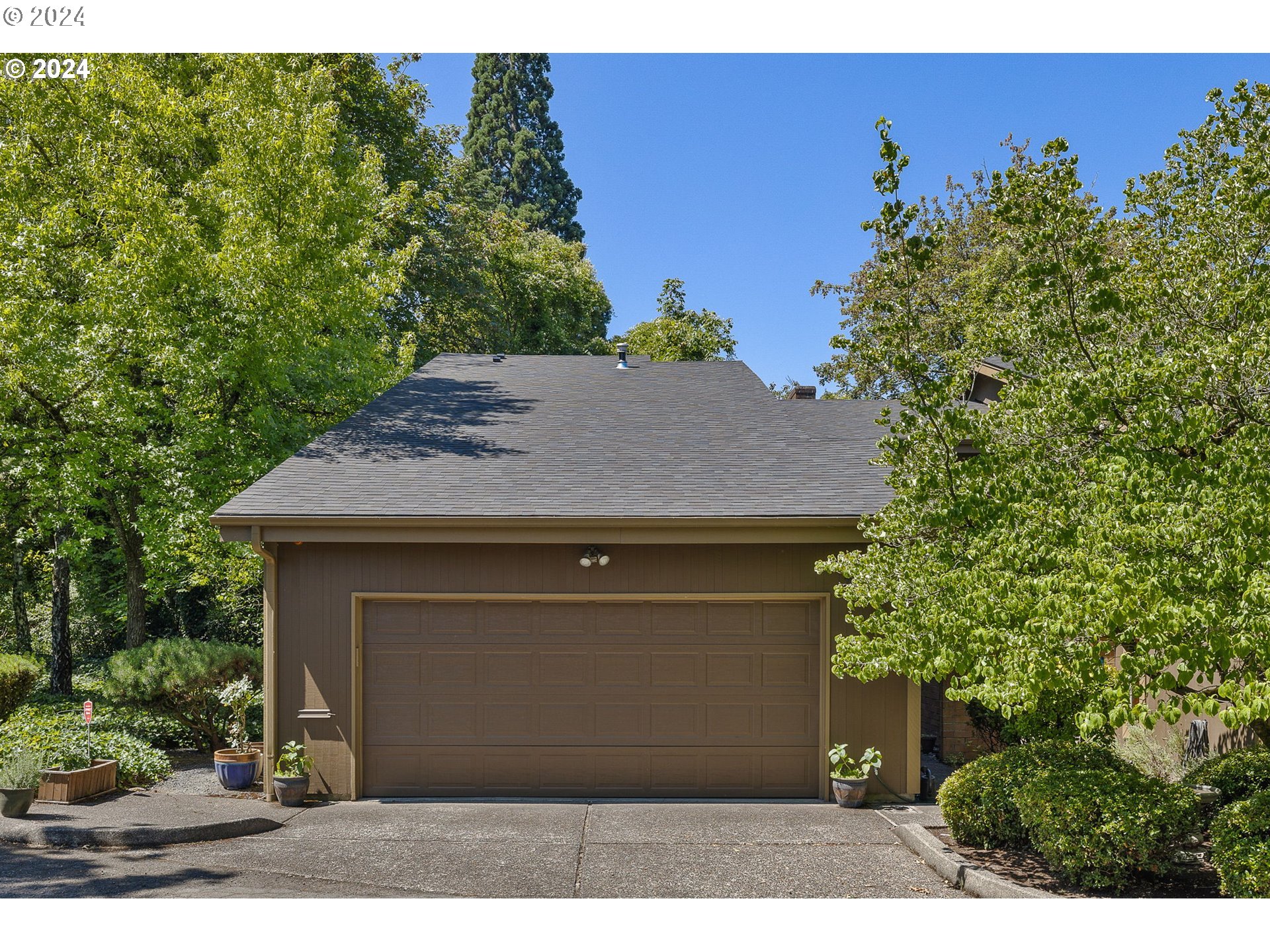 10511 SE CRYSTAL LAKE LN