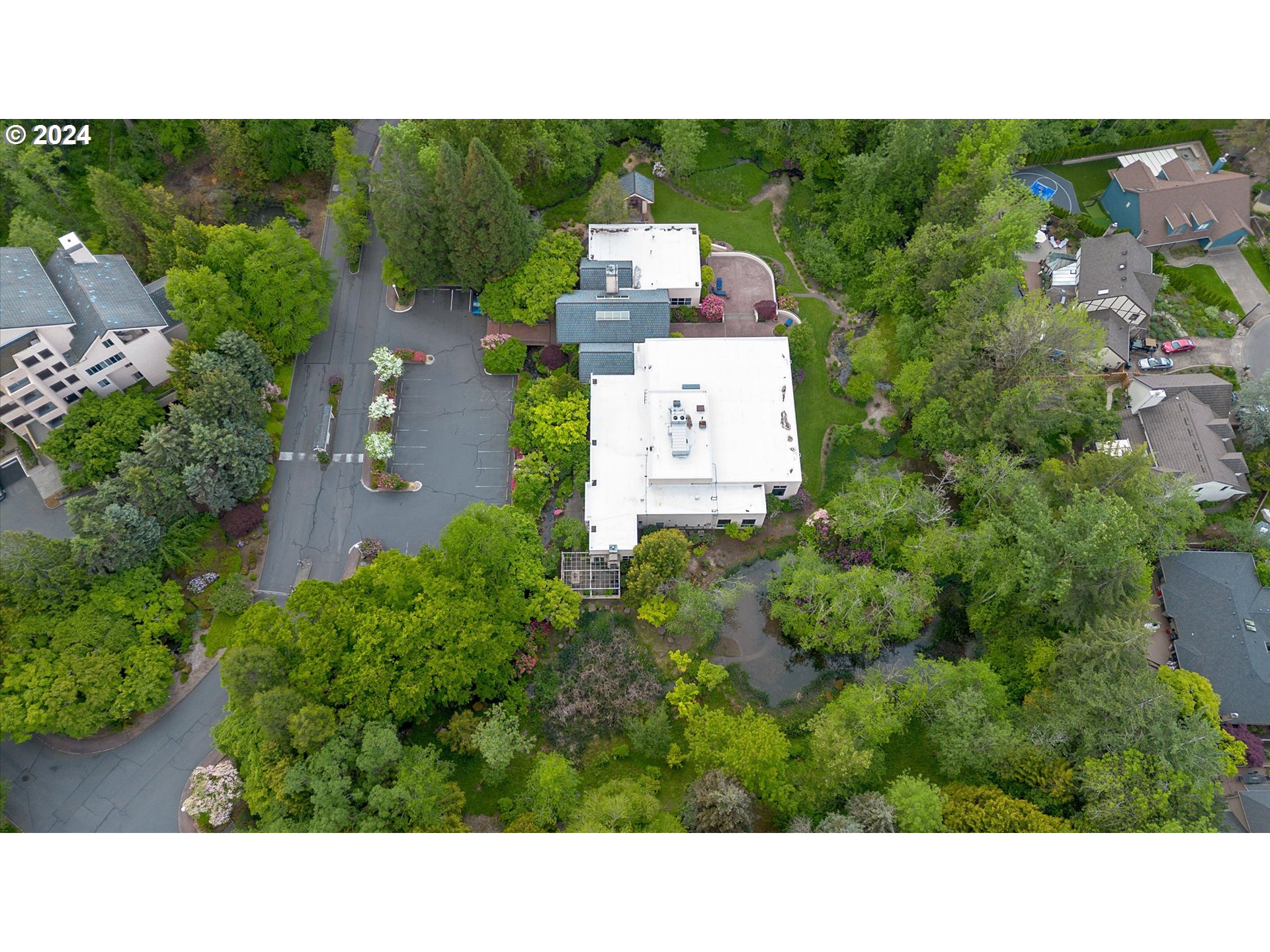6645 W BURNSIDE RD 535
