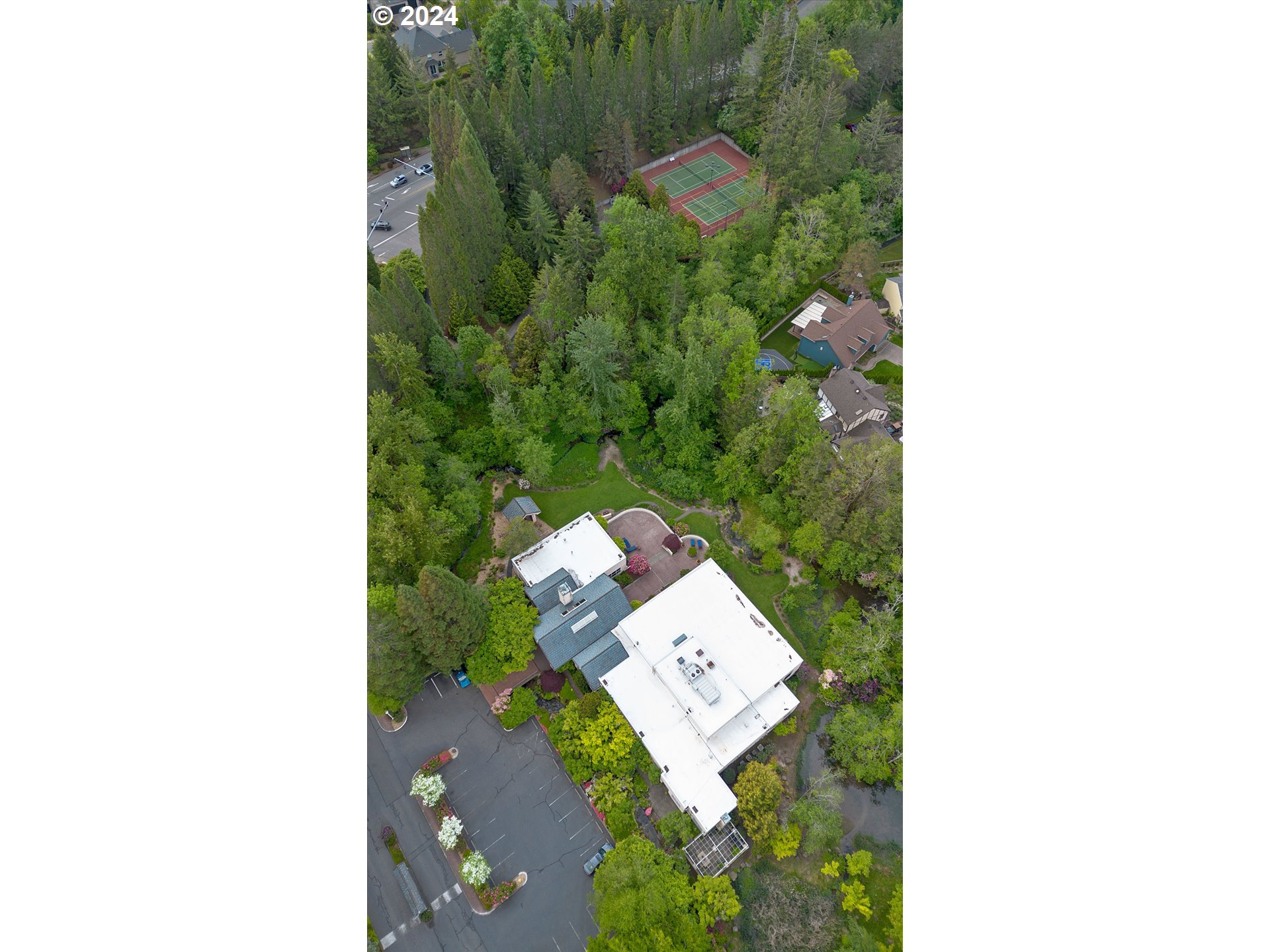 6645 W BURNSIDE RD 535