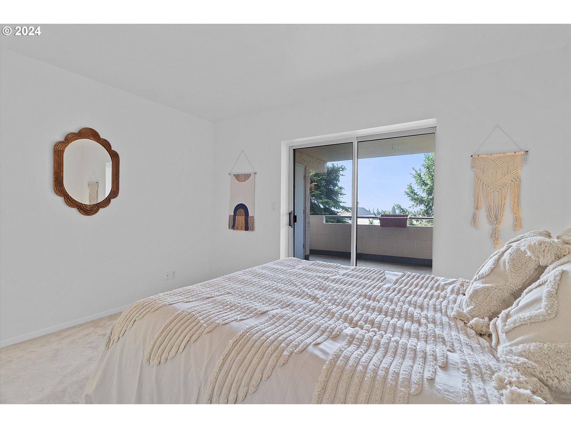 6645 W BURNSIDE RD 535