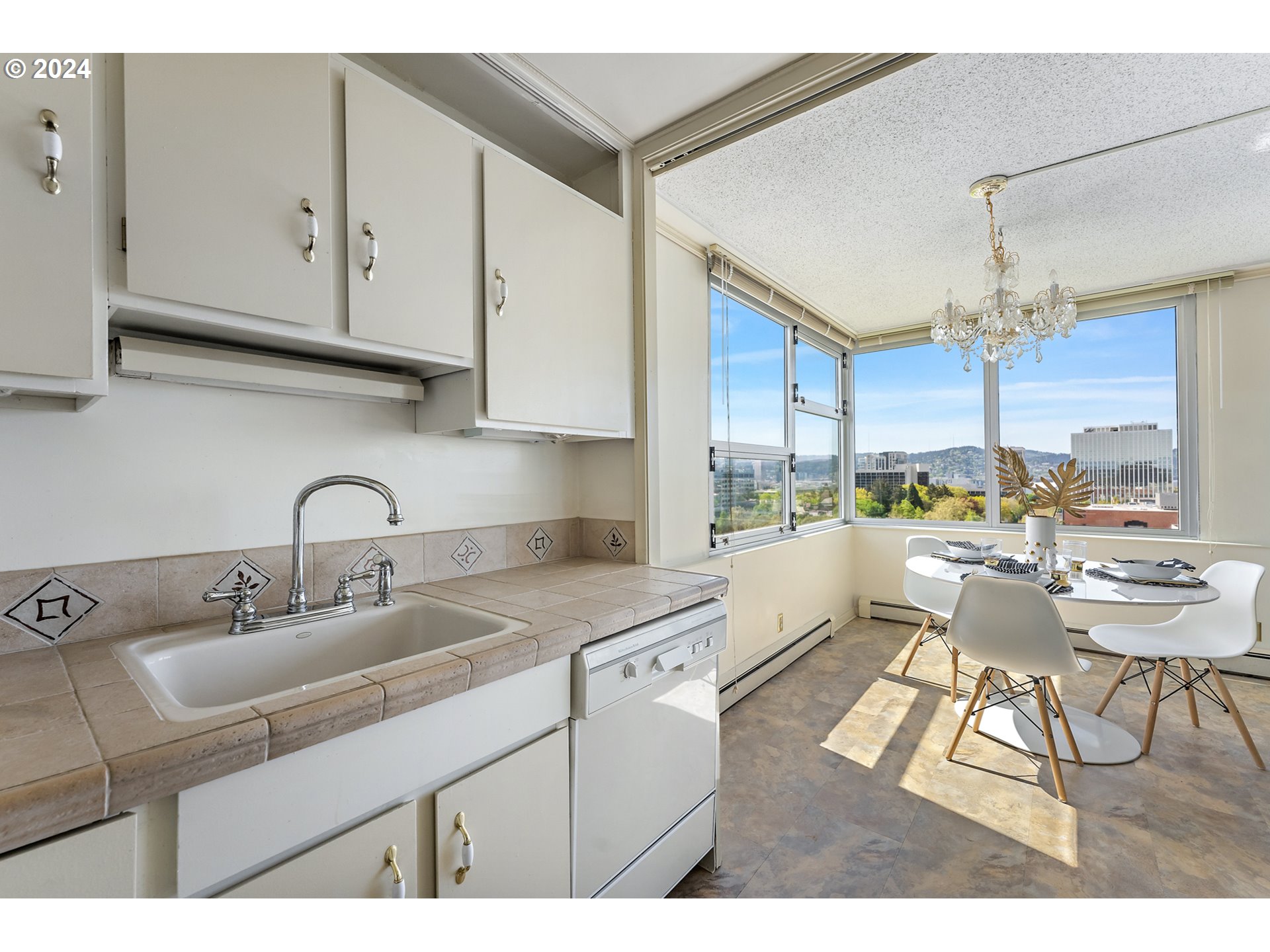 1220 NE 17TH AVE 14F