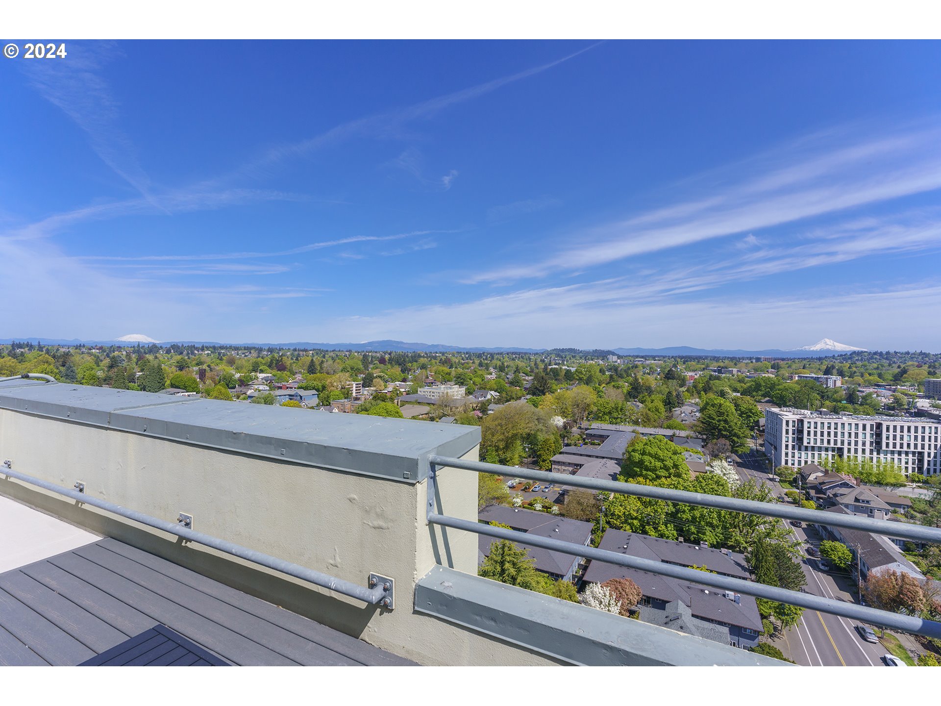 1220 NE 17TH AVE 14F