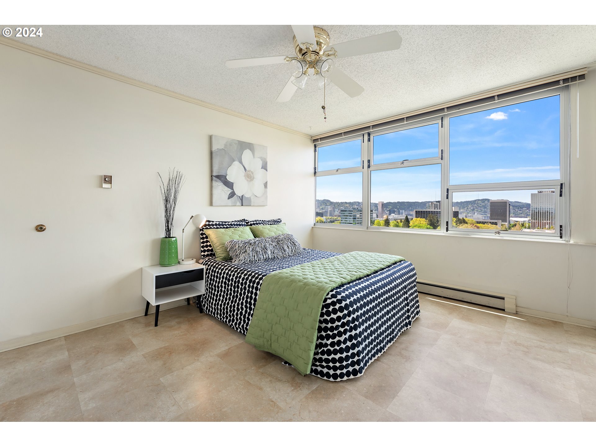 1220 NE 17TH AVE 14F