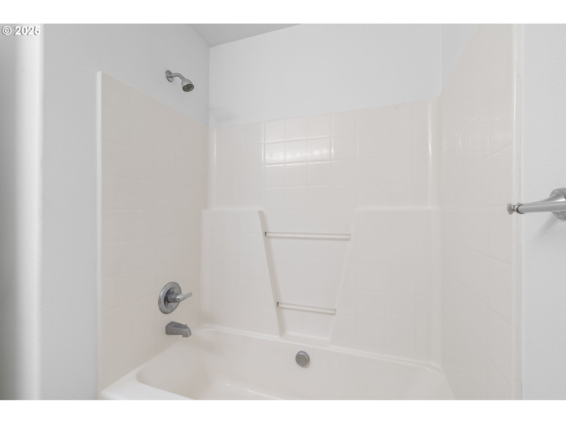15400 SW MALLARD DR 102