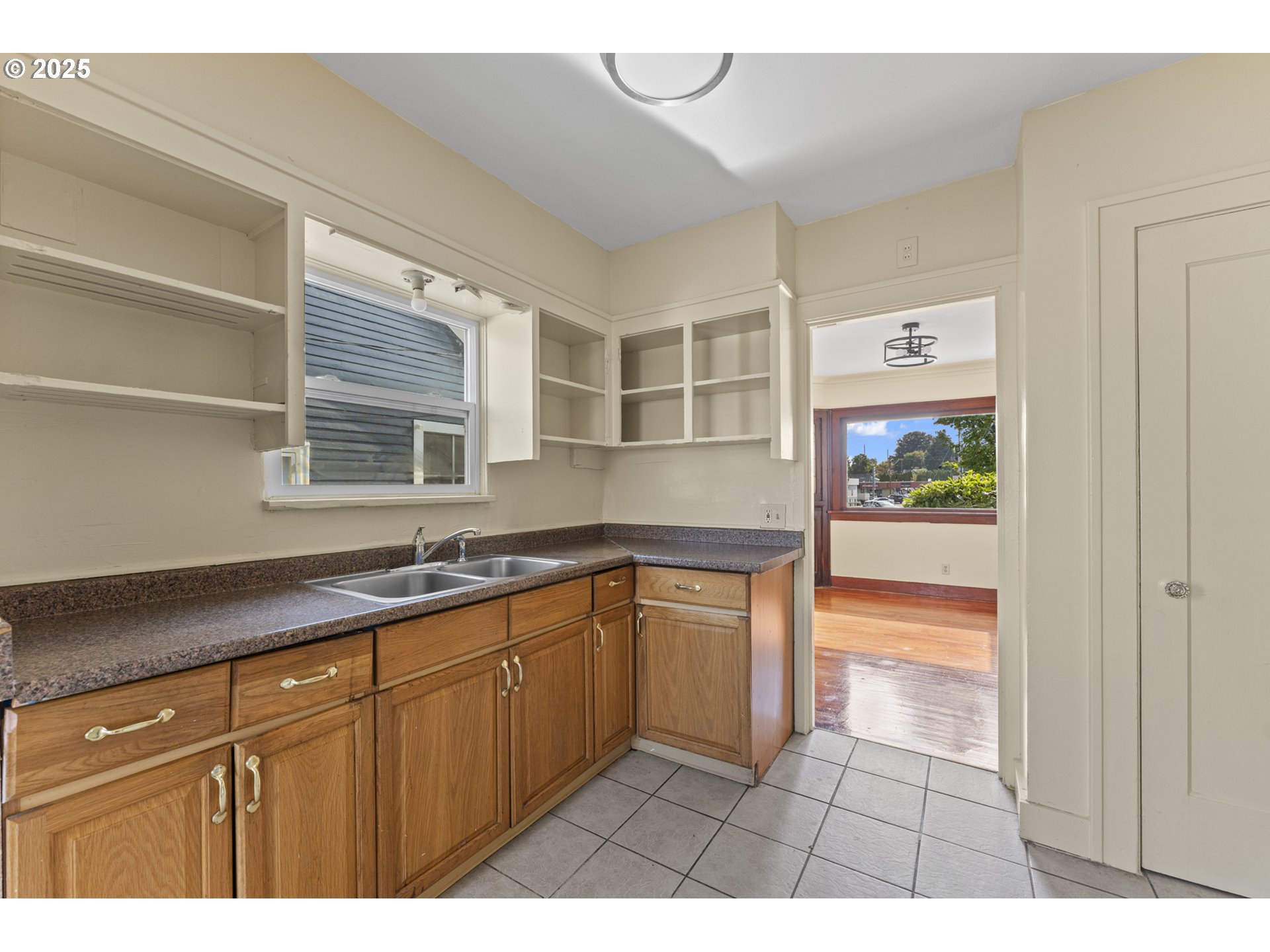 37 SE 81ST AVE