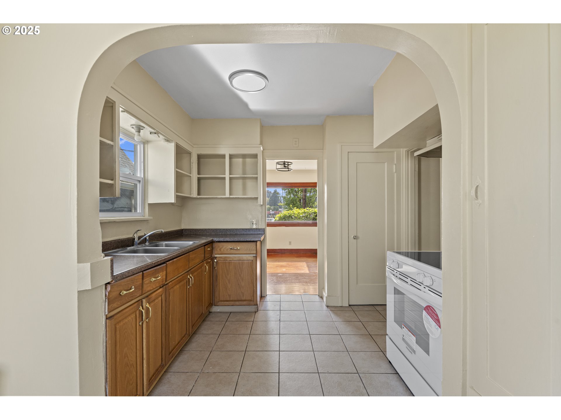 37 SE 81ST AVE