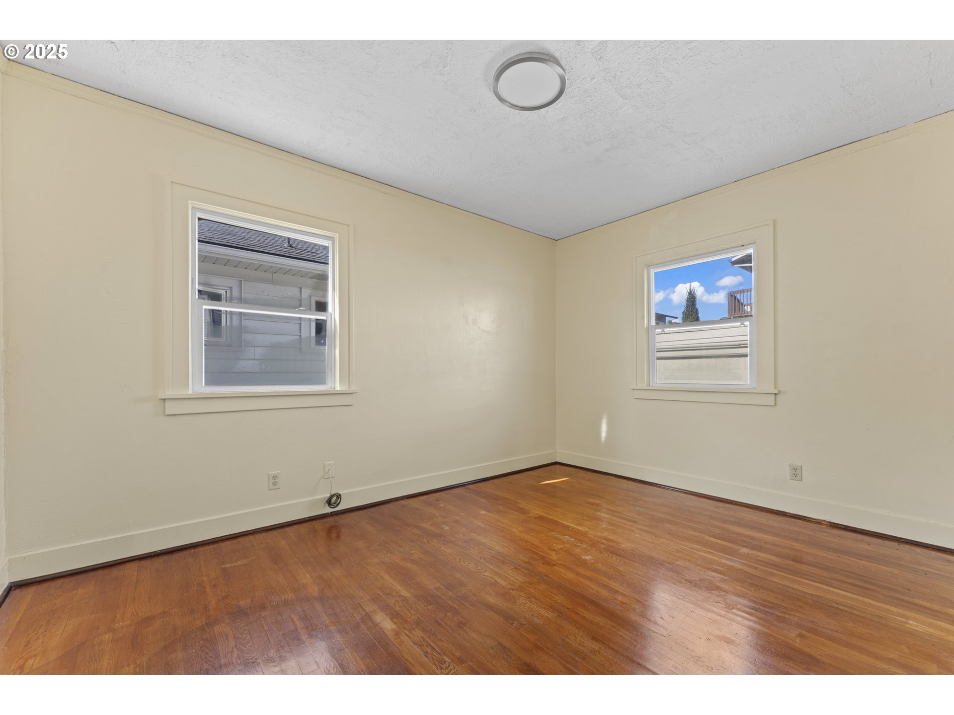 37 SE 81ST AVE
