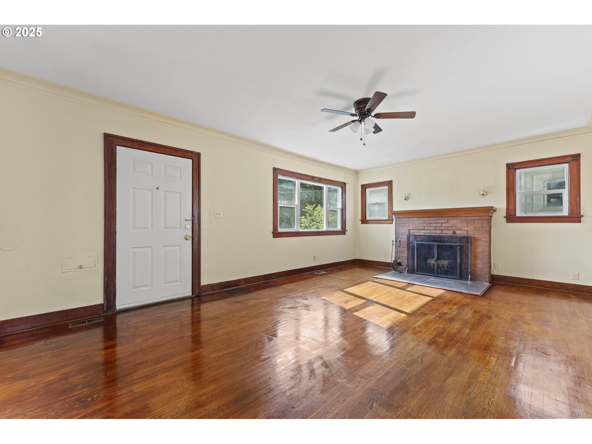 37 SE 81ST AVE