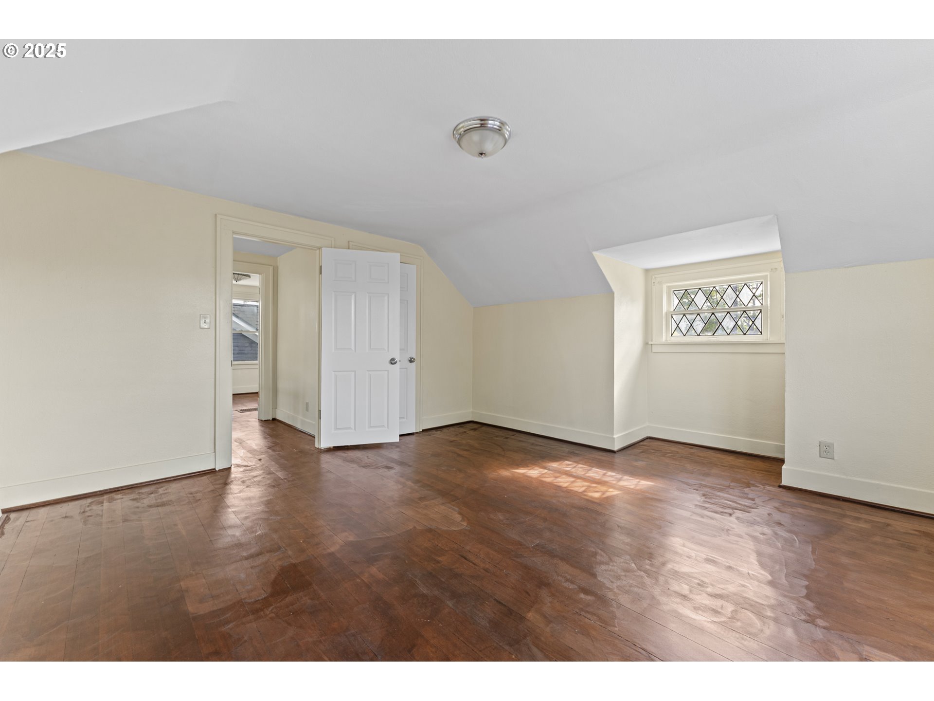 37 SE 81ST AVE