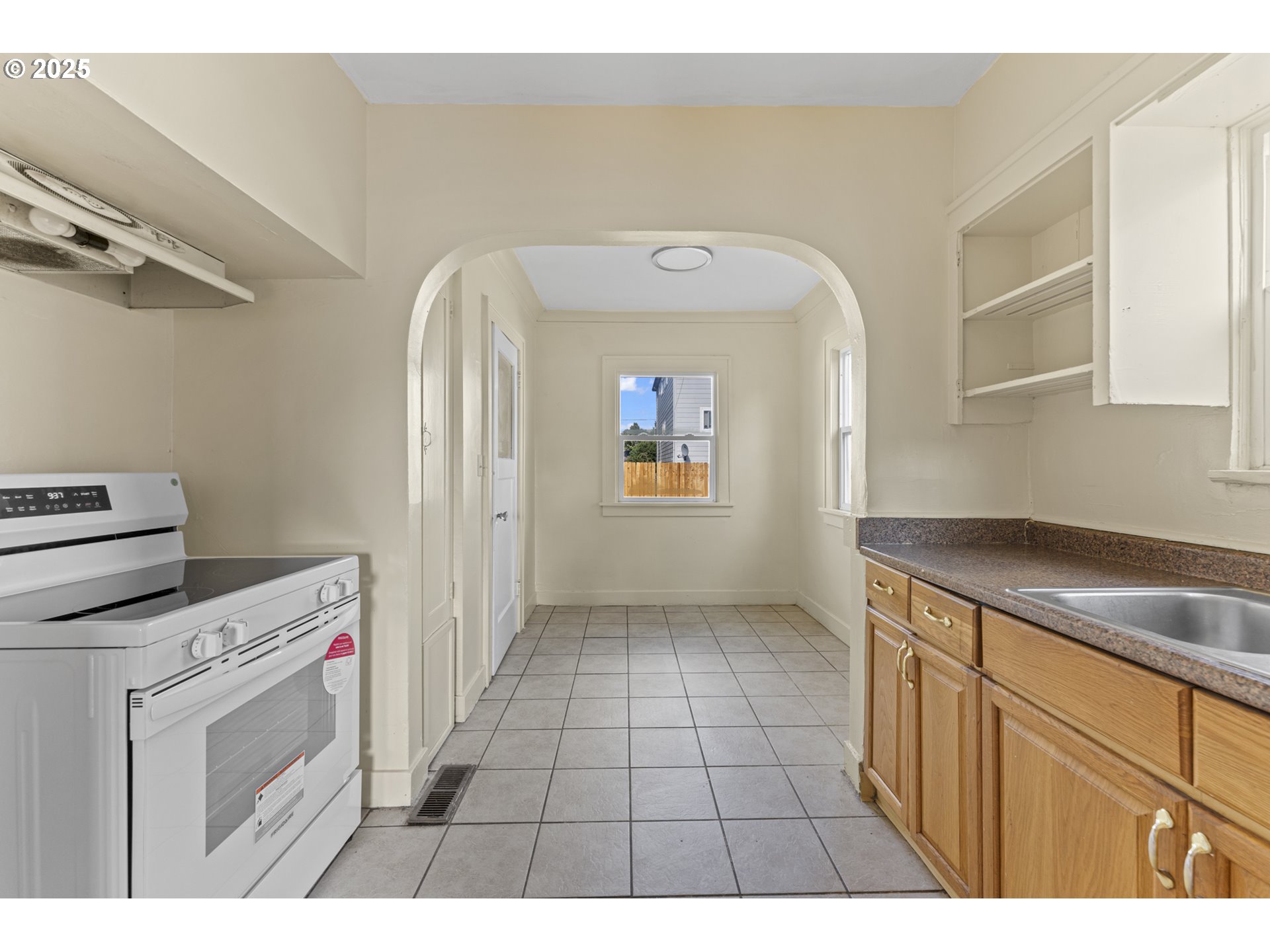 37 SE 81ST AVE