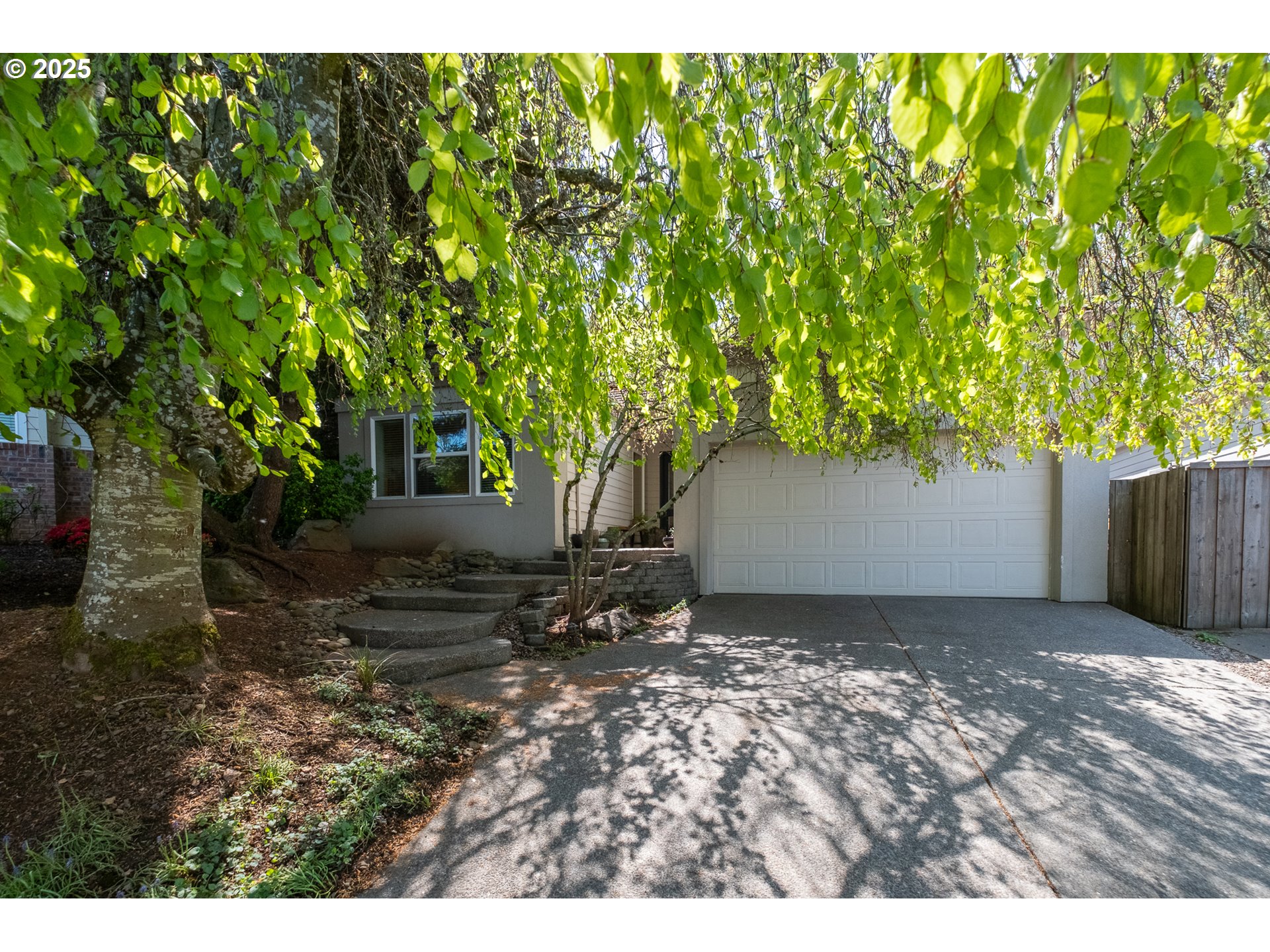 1993 Spicetree LN SE