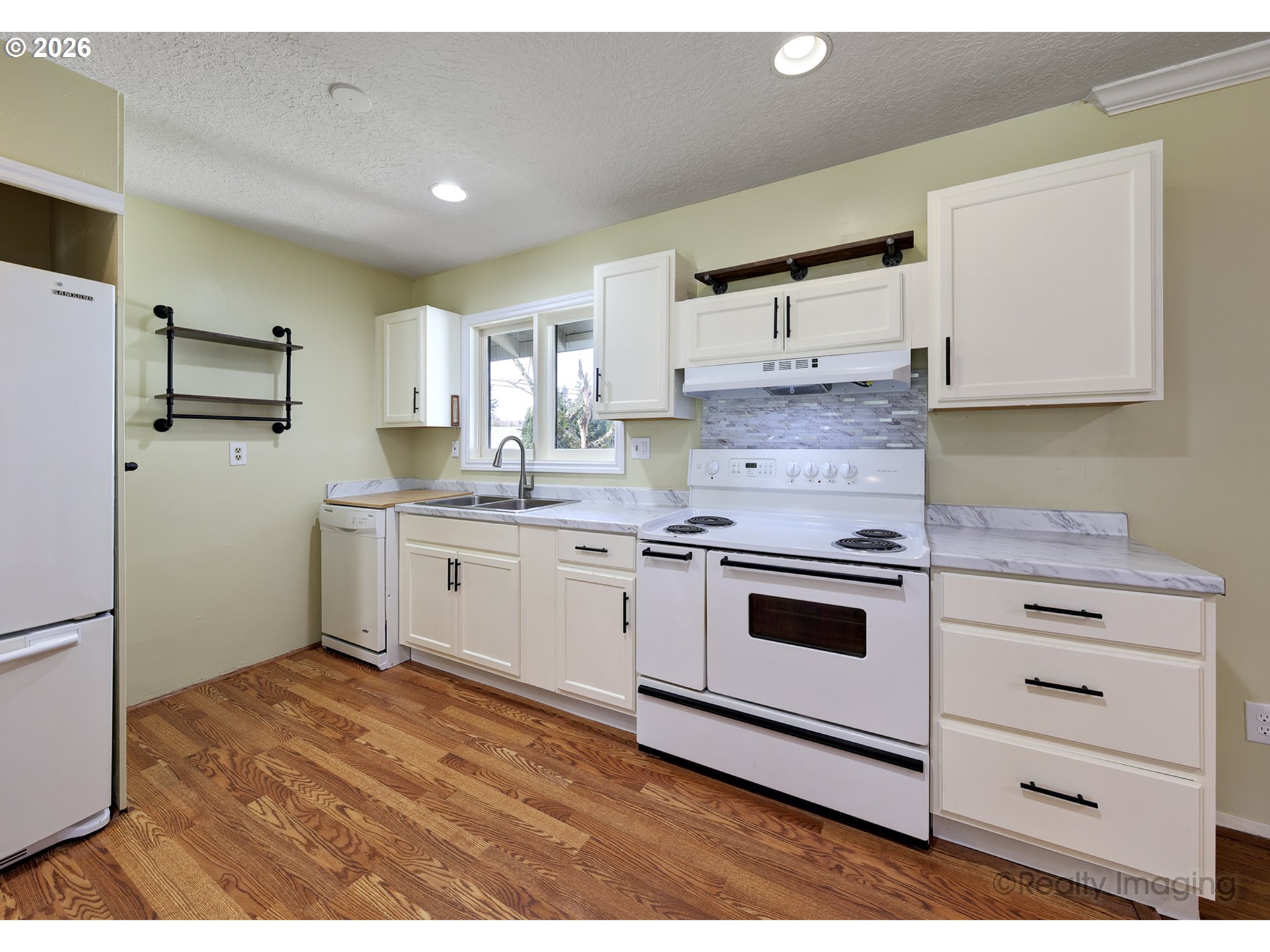 201 NE 126TH AVE