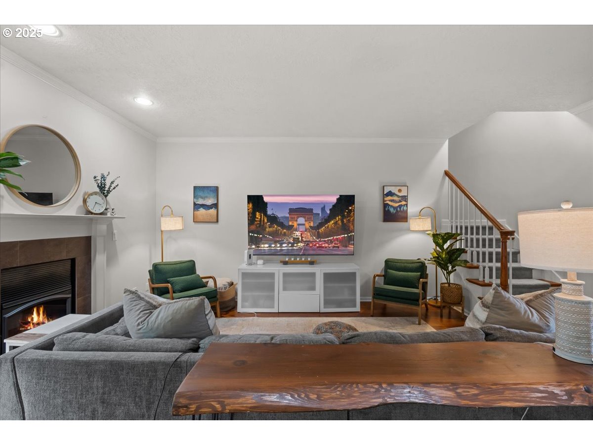 1498 CATHLAMET CT