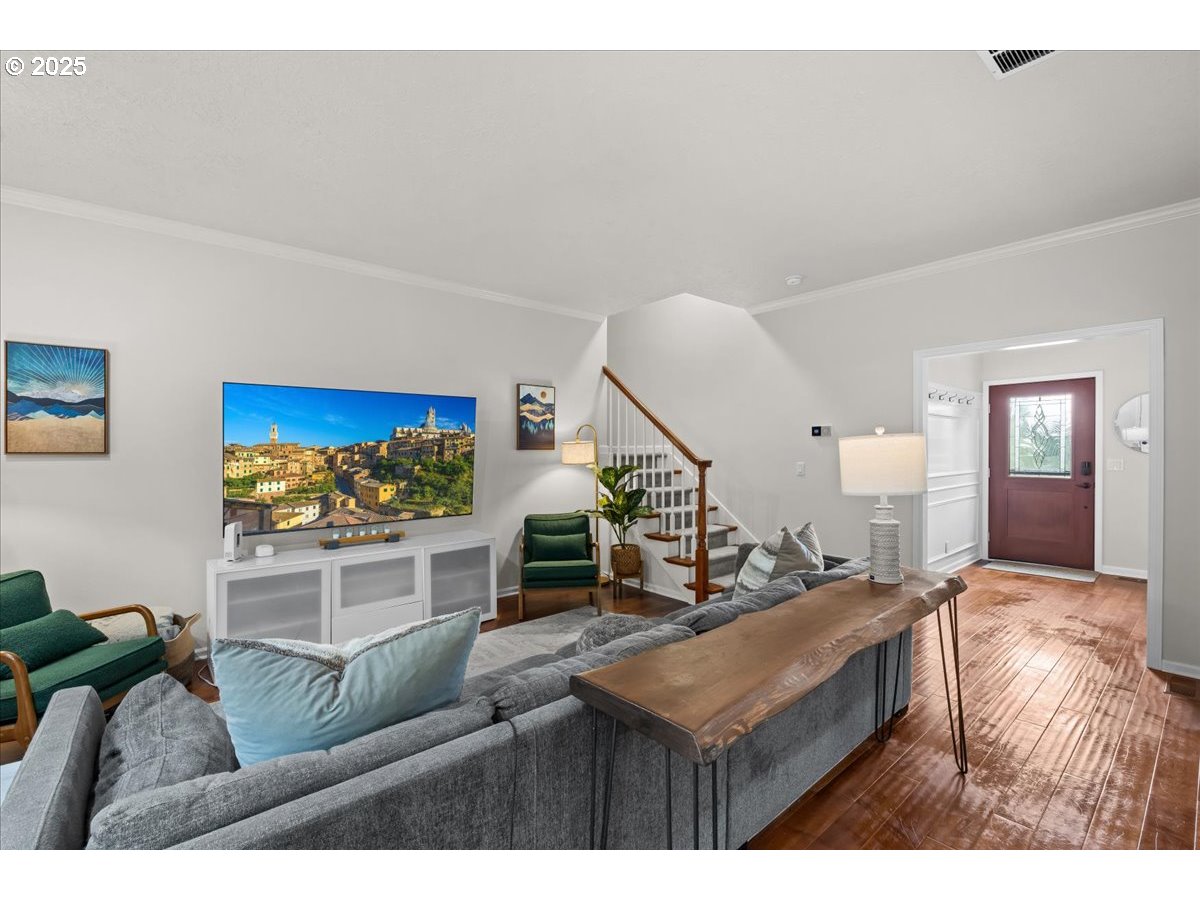 1498 CATHLAMET CT