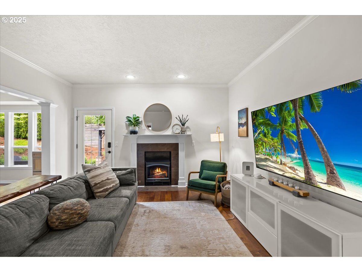 1498 CATHLAMET CT