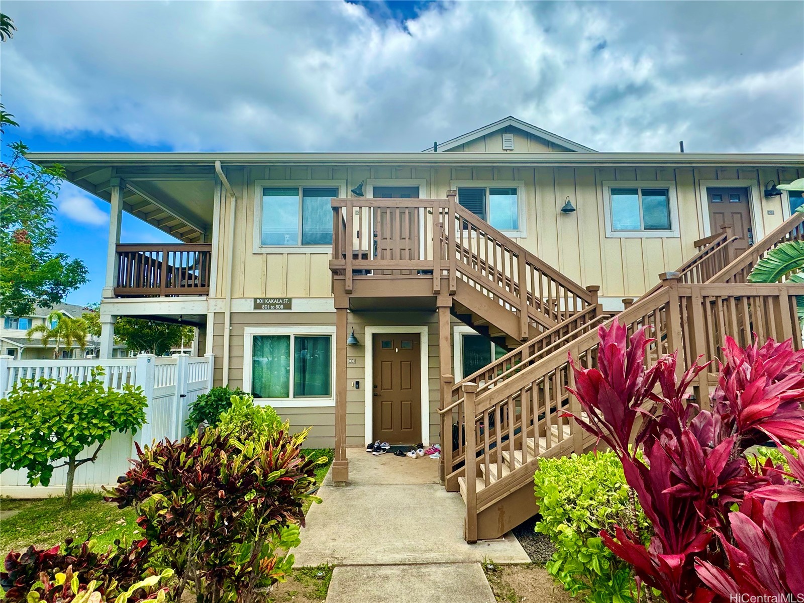 801 Kakala Street 806