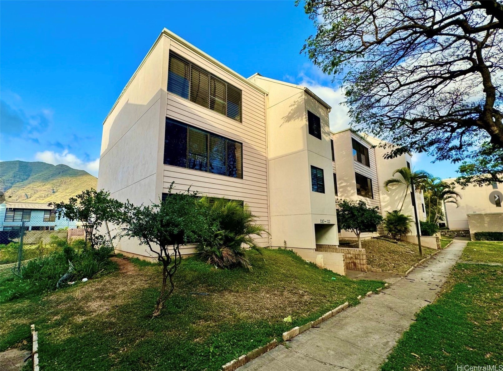 87-122 Helelua Street C201