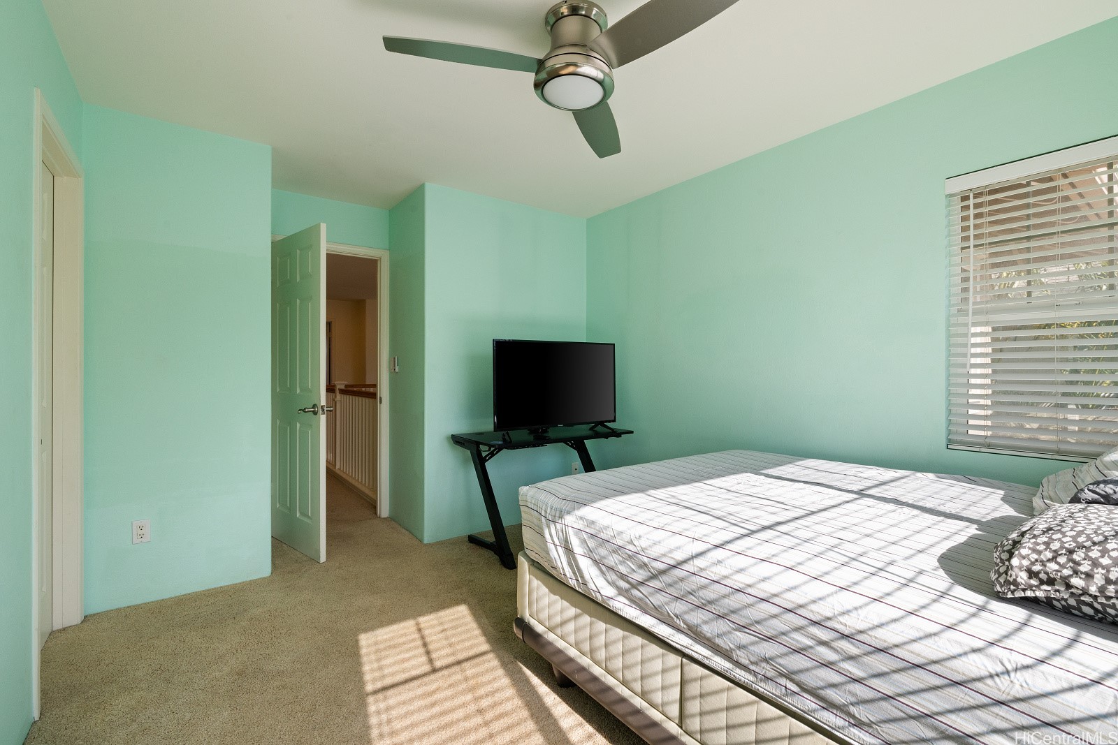 91-1028 Kai Uhu Street