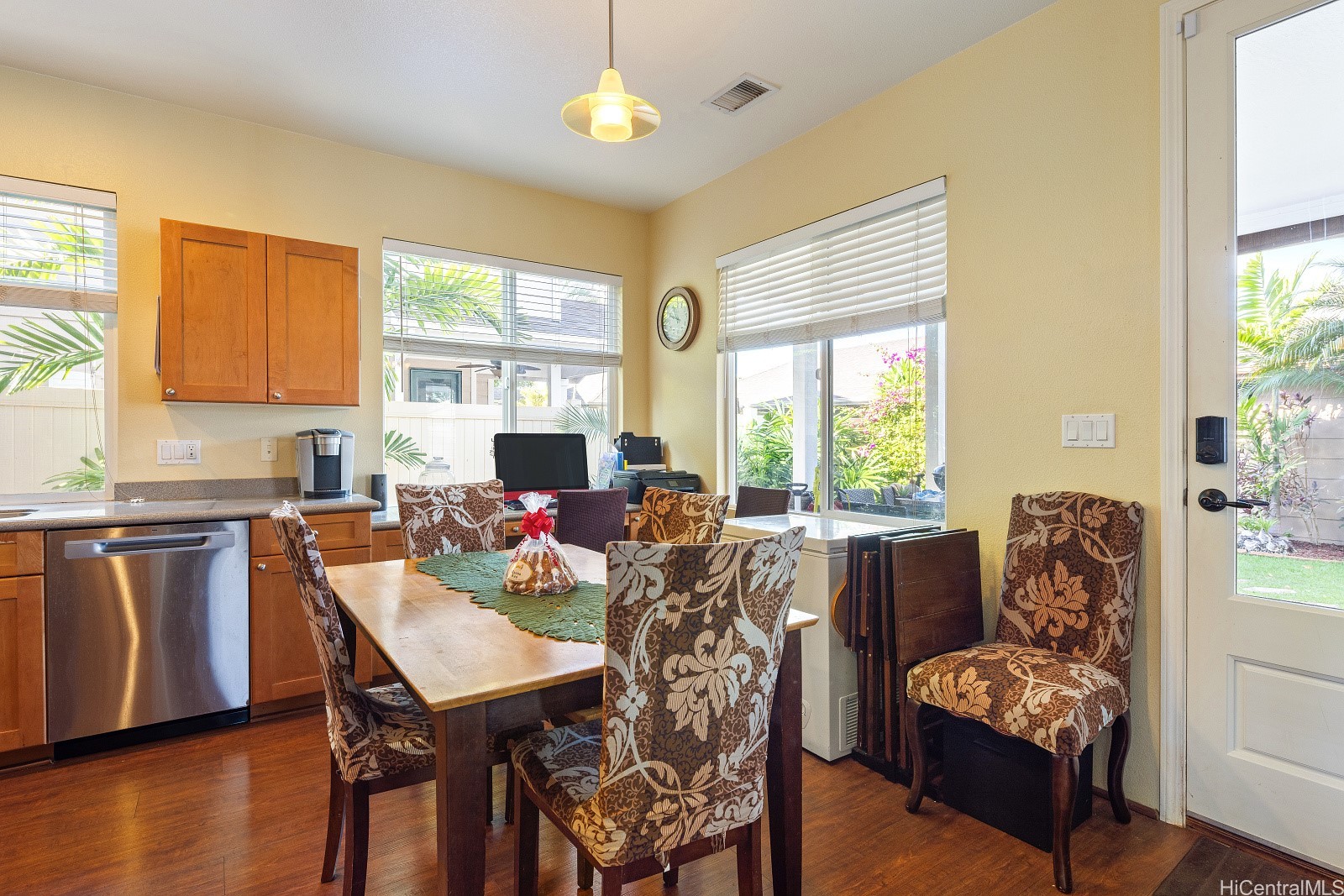 91-1028 Kai Uhu Street