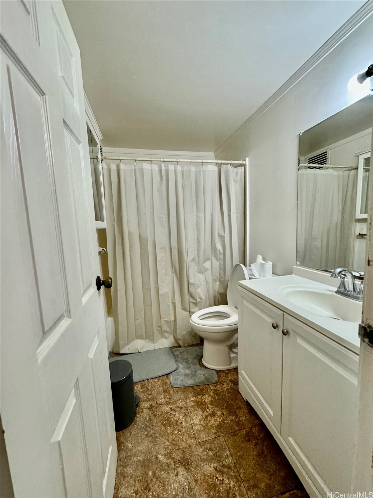 87-122 Helelua Street C201