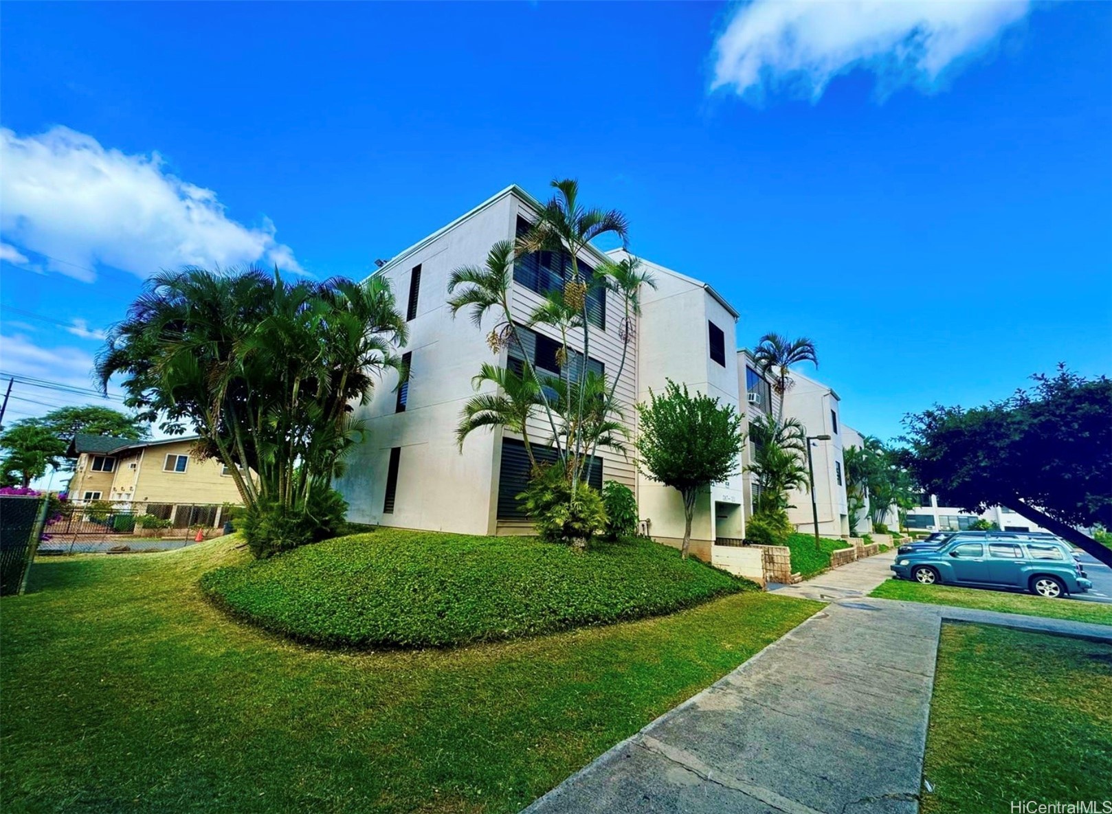 87-123 Helelua Street G301