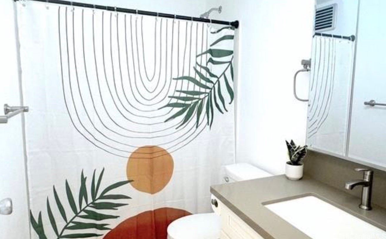 87-123 Helelua Street G301