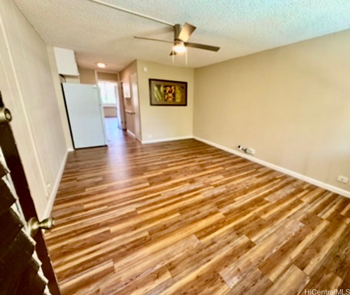 425 Ena Road 302B