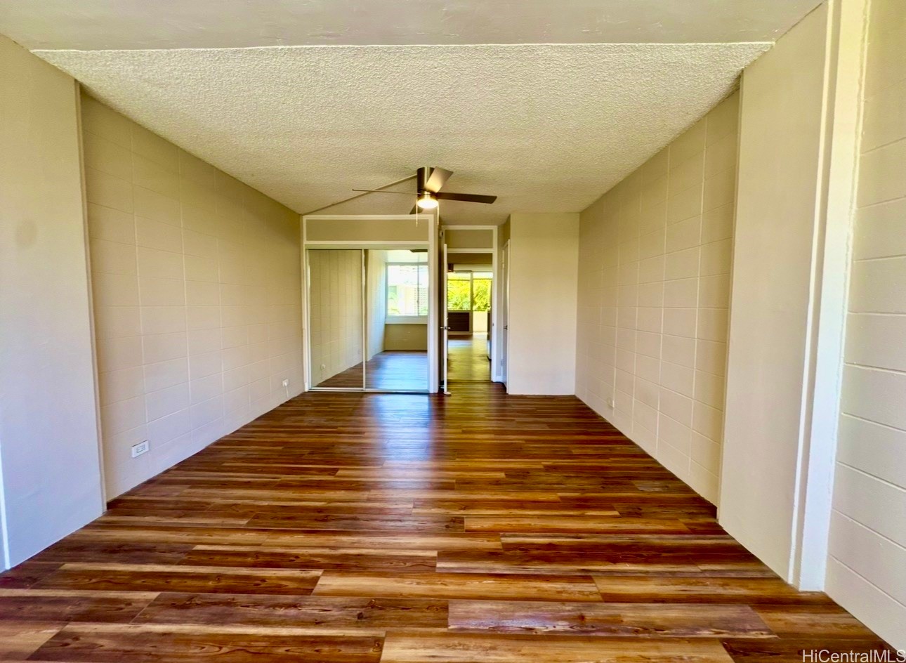 425 Ena Road 302B